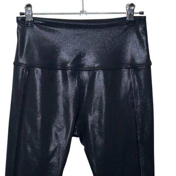 Beyond Yoga Sportgloss High Waisted Midi Leggings Women’s Size Medium Black - Picture 3 of 9